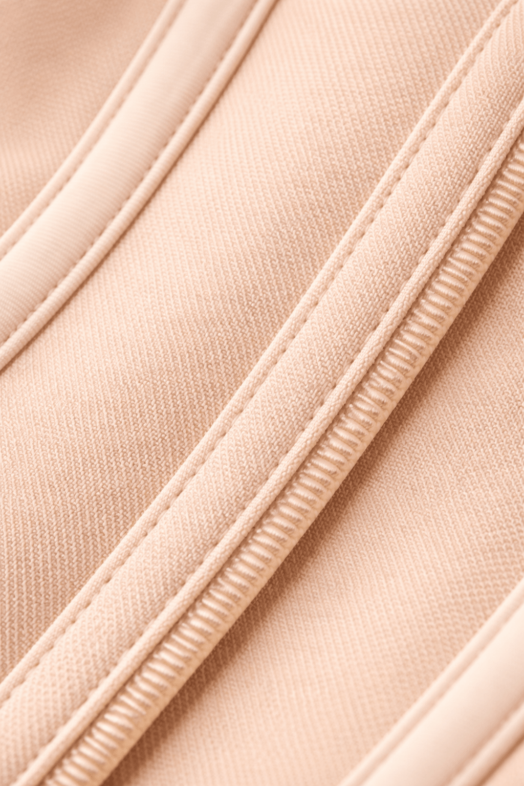 Tela de alta calidad que proporciona compresión, comodidad y durabilidad.